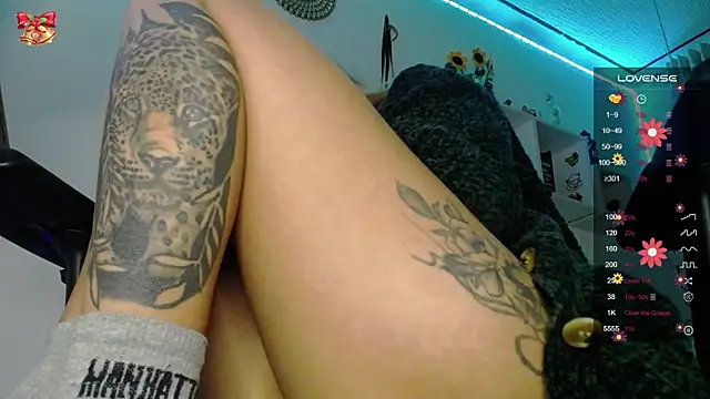 Soffy-brooks online show from 4, 12, 2024