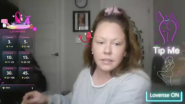 Snapshot of MissyLovexxx chatting on 5, 3, 2025 MissyLovexxx online show from 5, 3, 2025