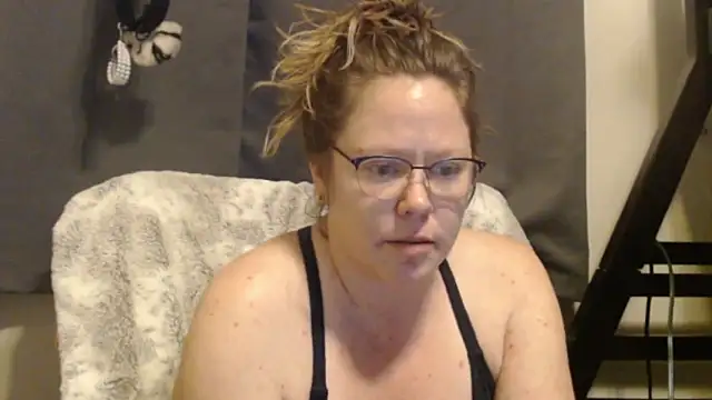 Snapshot of MissyLovexxx chatting on 1, 11, 2025 MissyLovexxx online show from 1, 11, 2025