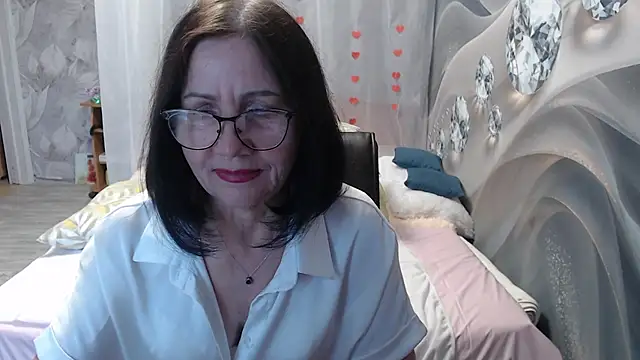 OlgaHottie online show from 6, 2, 2026