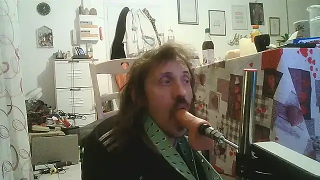 cyril020202 online show from 10, 11, 2025