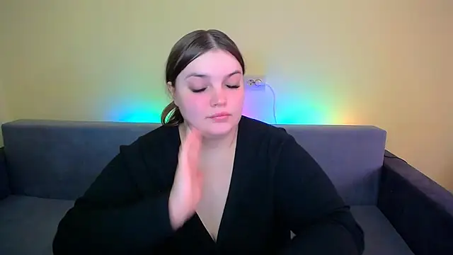 Snapshot of Emaaa_ua chatting on 20, 2, 2025 Emaaa ua online show from 20, 2, 2025