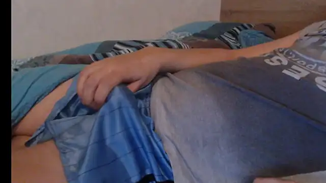 Snapshot of Shortboy84 chatting on 30, 1, 2025 Shortboy84 online show from 30, 1, 2025