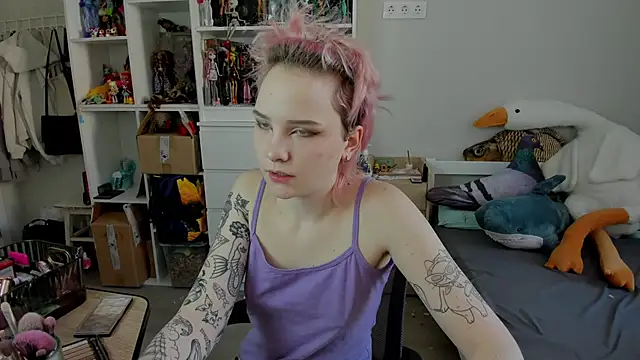 School Love online show from 11, 2, 2026