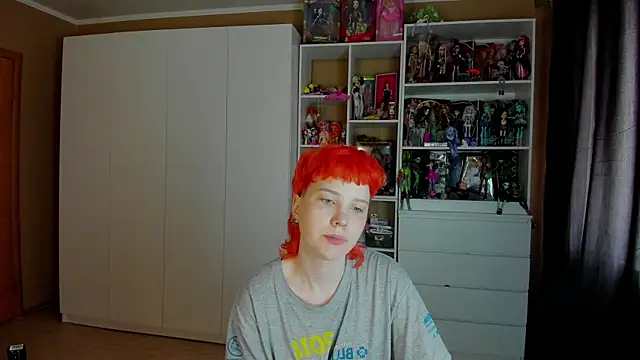 School Love online show from 3, 6, 2026