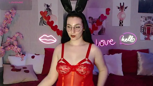 Snapshot of Fluffy_Tiffy chatting on 14, 2, 2025 Fluffy Tiffy online show from 14, 2, 2025