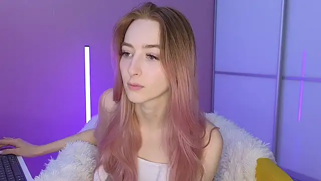 MichaDenver online show from 12, 3, 2025