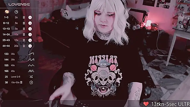 Snapshot of noori__hope chatting on 8, 3, 2025 noori hope online show from 8, 3, 2025