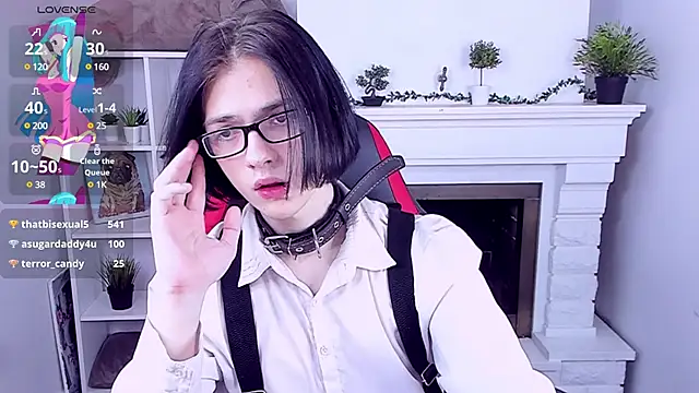 Snapshot of Justin_Care chatting on 2, 2, 2025 Justin Care online show from 2, 2, 2025