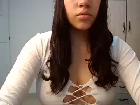 Snapshot of Indirasex_44 chatting on 2, 3, 2025 Indirasex 44 online show from 2, 3, 2025