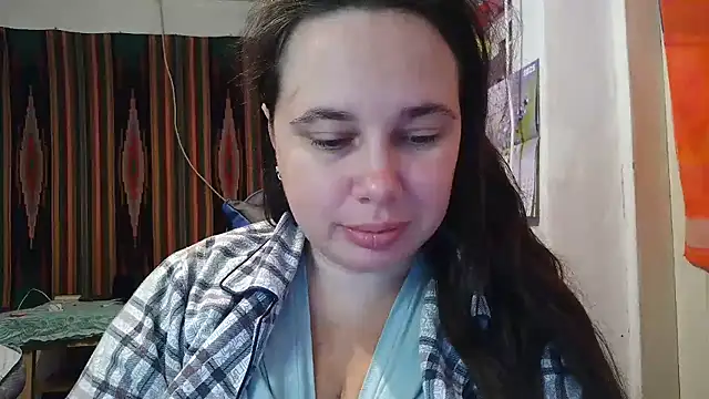 Cora Maro online show from 1, 10, 2025