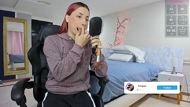 charolbruce 1 online show from 11, 3, 2026