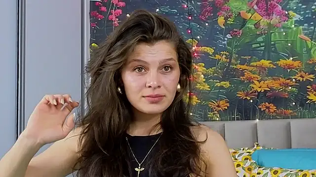 MadameDeFeu online show from 17, 2, 2025