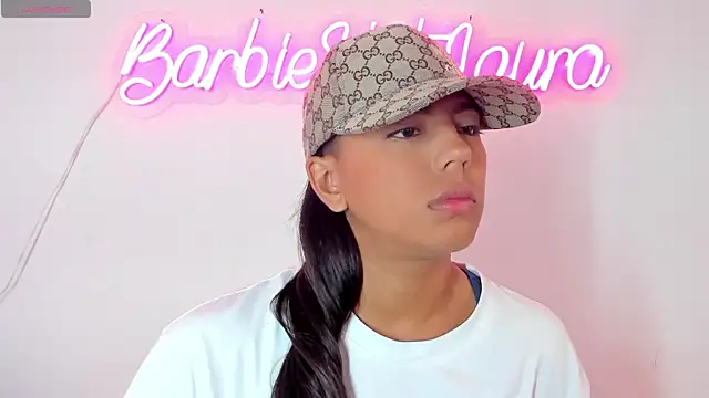 Snapshot of BarbieHotLaura chatting on 20, 3, 2025 BarbieHotLaura online show from 20, 3, 2025