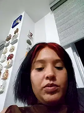 LorenRosse online show from 1, 1, 2025