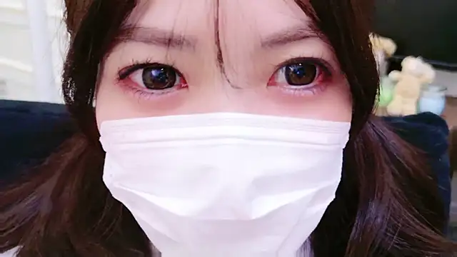 Snapshot of oxo_yuna_oxo chatting on 18, 2, 2025 oxo yuna oxo online show from 18, 2, 2025
