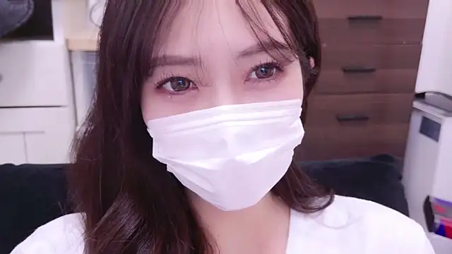 Snapshot of oxo_yuna_oxo chatting on 9, 3, 2025 oxo yuna oxo online show from 9, 3, 2025