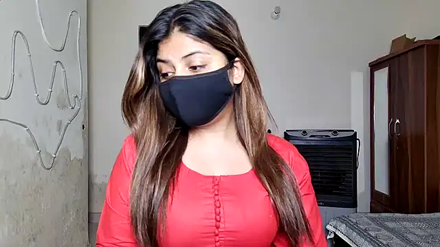 Snapshot of Hoty-Shivangi chatting on 3, 5, 2026 Hoty-Shivangi online show from 3, 5, 2026