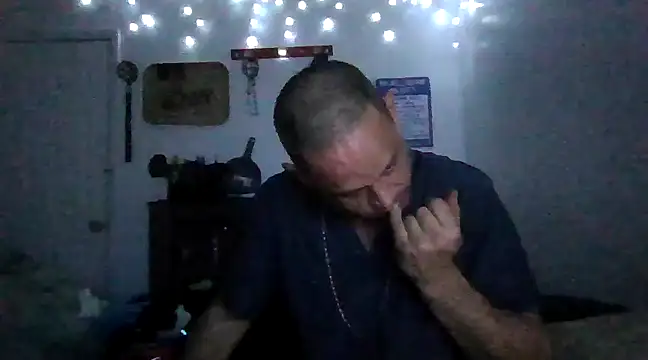 Buffshagswell online show from 5, 3, 2025