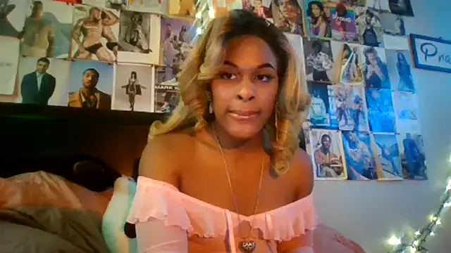 Snapshot of Ms_Cookie444 chatting on 7, 12, 2024 Ms Cookie444 online show from 7, 12, 2024