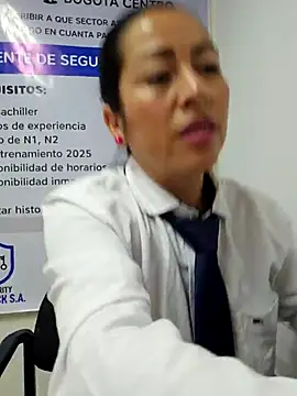 Snapshot of MARIANA-12_ chatting on 7, 10, 2025 MARIANA-12 online show from 7, 10, 2025