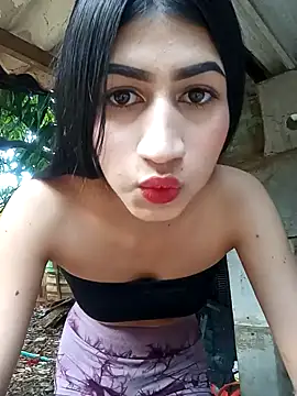 Julix A online show from 21, 1, 2025