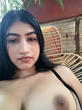 Julix A online show from 11, 9, 2025