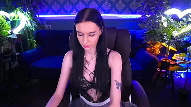 Snow WhiteeeX online show from 11, 1, 2025