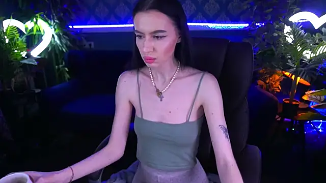 Snow WhiteeeX online show from 13, 1, 2025