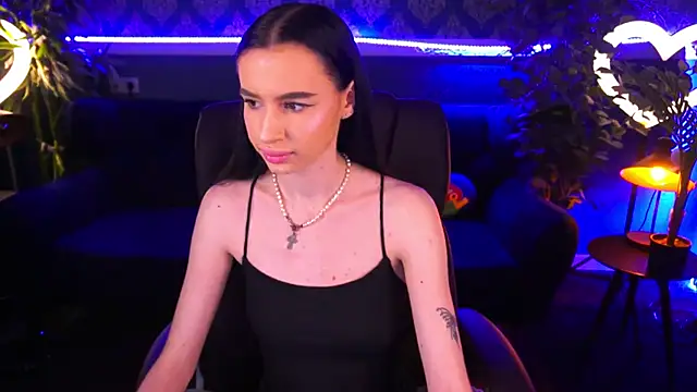 Snow WhiteeeX online show from 30, 1, 2025