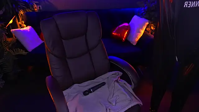 Snow WhiteeeX online show from 18, 3, 2025