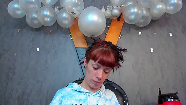 Snapshot of IvanaFetish chatting on 12, 1, 2025 IvanaFetish online show from 12, 1, 2025