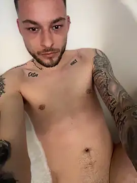 hottwoboys online show from 16, 4, 2026