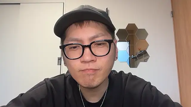 Snapshot of kensnb chatting on 19, 4, 2026 kensnb online show from 19, 4, 2026