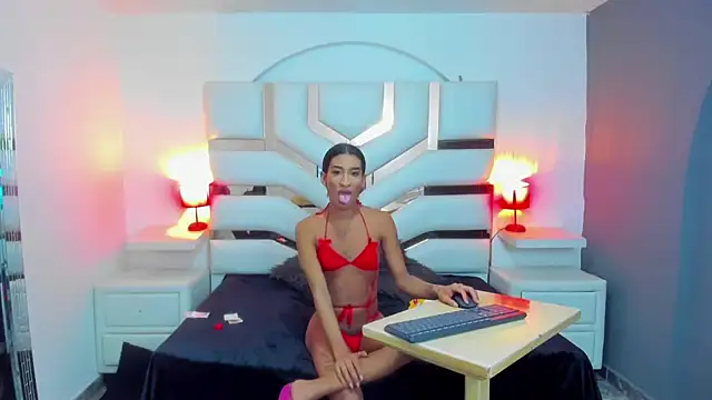 Snapshot of SofiaNaugthyxTS chatting on 21, 9, 2025 SofiaNaugthyxTS online show from 21, 9, 2025