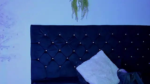 Natasha by online show from 18, 3, 2025