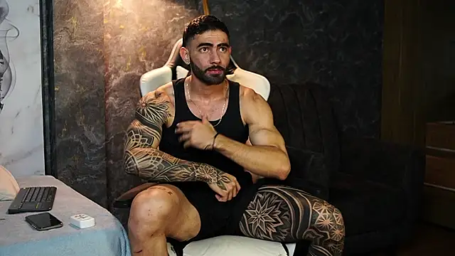 Snapshot of Austin_bolt chatting on 3, 2, 2026 Austin bolt online show from 3, 2, 2026