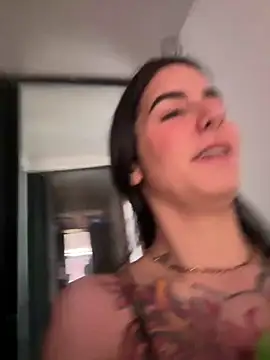 Snapshot of Alice_woodville chatting on 22, 2, 2025 Alice woodville online show from 22, 2, 2025