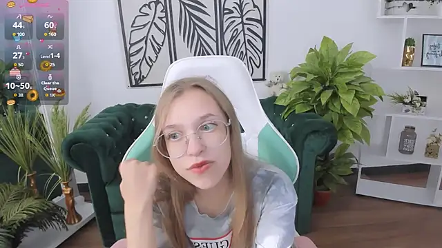 LayriantaVee online show from 16, 9, 2025