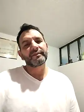 RogueTraveler online show from 13, 2, 2025