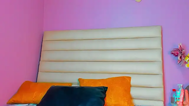 ZaritaLenon online show from 9, 9, 2025