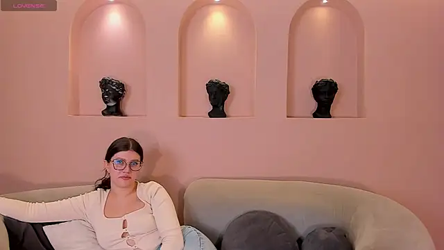 AmberFarrell online show from 7, 6, 2026
