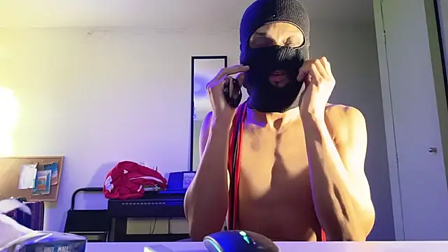 villanocat online show from 25, 4, 2026