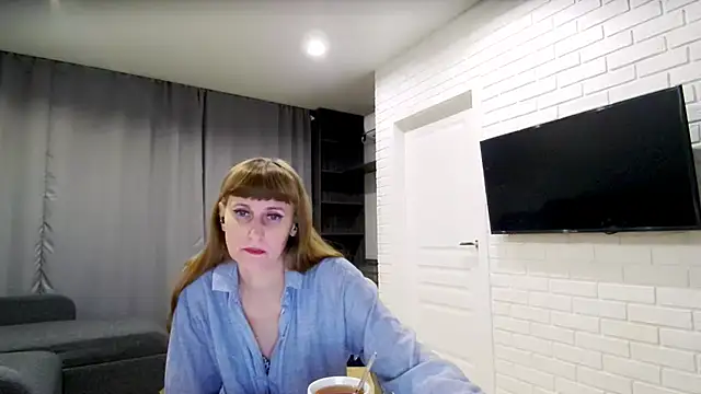 Daniella Lorente online show from 9, 11, 2025