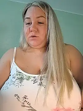 Anna Curvy online show from 24, 10, 2025