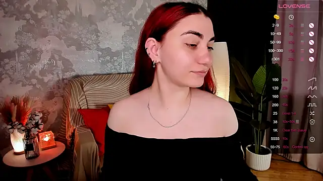 hannacheekss  online show from 22, 6, 2026
