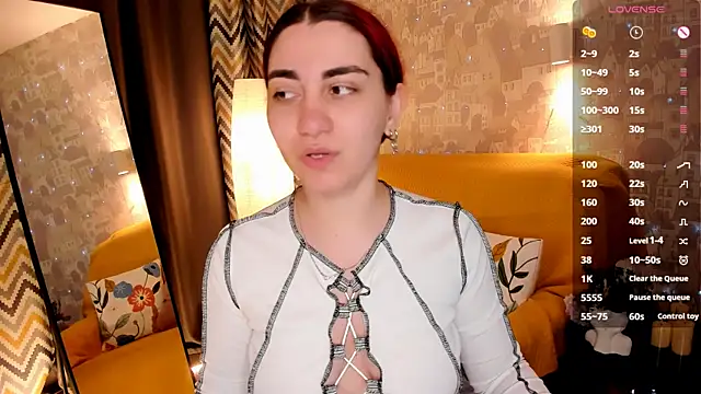 hannacheekss  online show from 3, 7, 2026