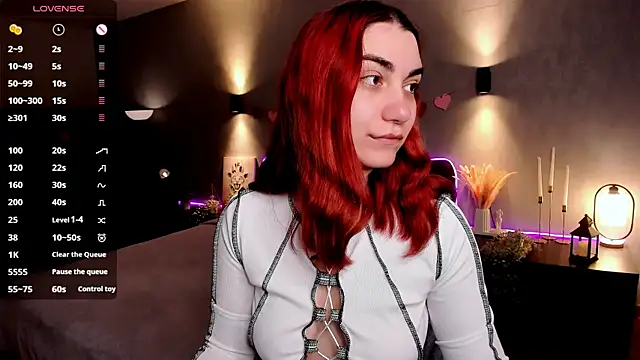hannacheekss  online show from 13, 7, 2026