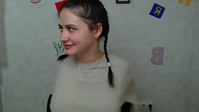 AliceSexyyy  online show from 20, 3, 2025