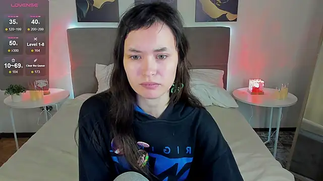 Emily Strikeee online show from 9, 9, 2025